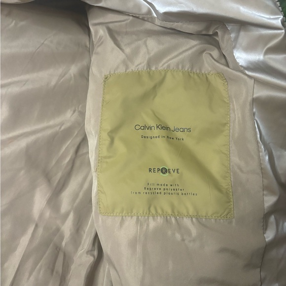 Calvin Klein Jeans Women's Quilted Puffer Hood Jacket in Khaki Size L NWT - Picture 12 of 15